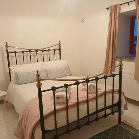 The Old Mill, Kilcorkey Bellanagare, Castlerea, County Roscommon - West Of Ireland - House 2 * Bellanagare